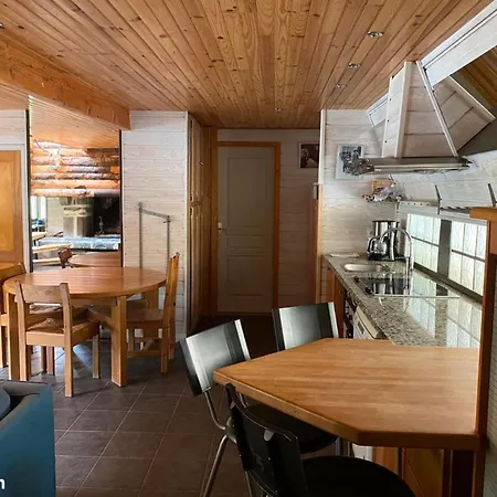Maison Auvergne Volcan Puy Mary Claux Giraldes Gr400 Holiday home *